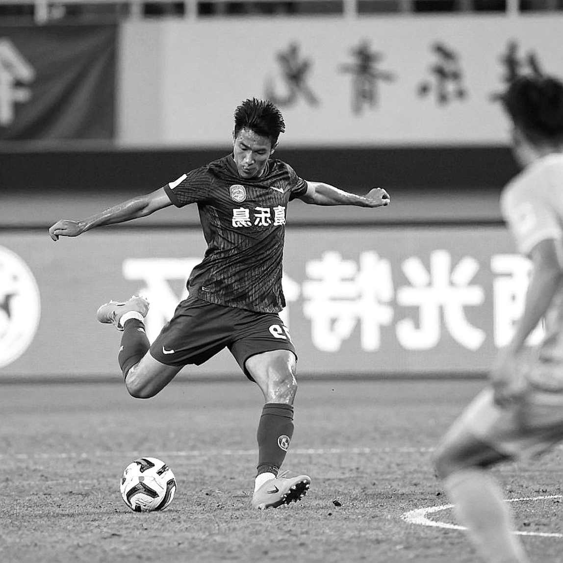 Dong Nai FC - Cong An Ha Noi: Khi cả mùa giải nằm trên đôi chân của một người 31 tuổi