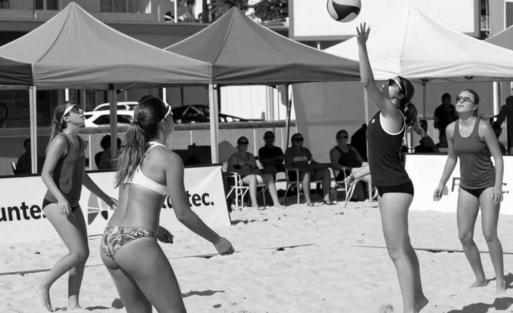 Thần đồng 13 tuổi từ Qatar gây sốc Asian Championship: 12 điểm, 5 chặn trước Thái Lan