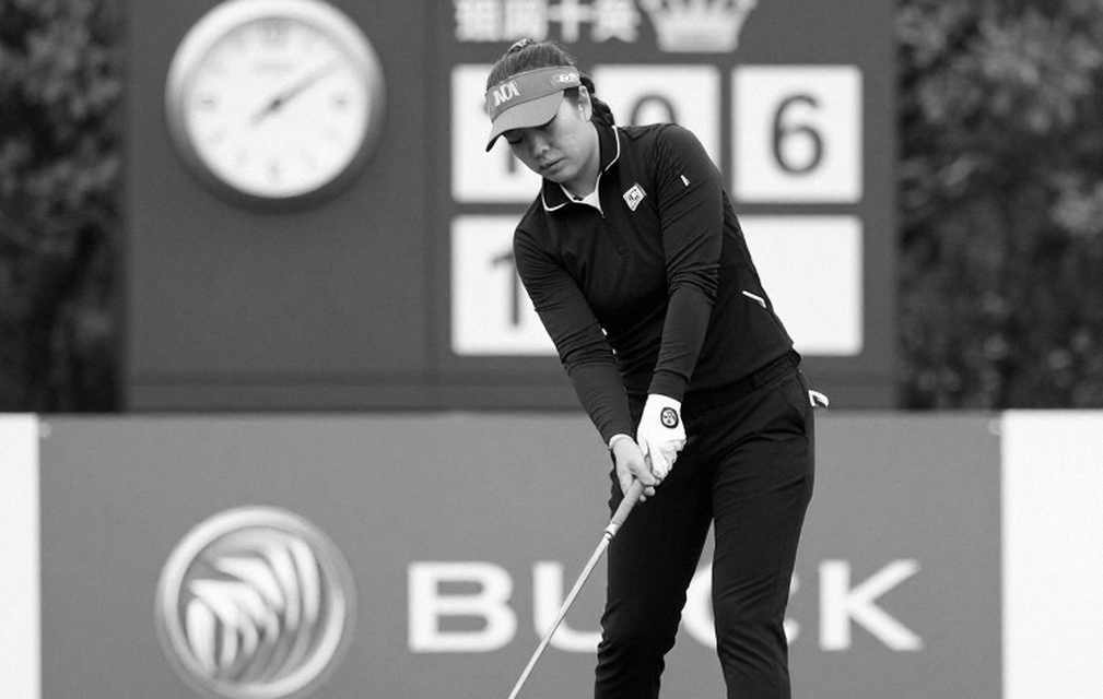 Paul Casey bùng nổ với cú 63 điểm, dẫn đầu Omega European Masters