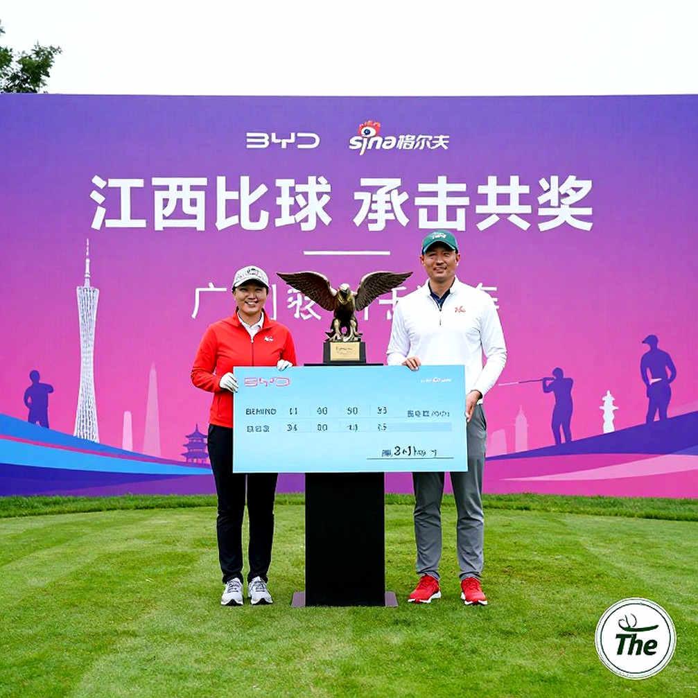 Paul Casey bùng nổ với cú 63 điểm, dẫn đầu Omega European Masters Paul Casey bùng nổ với cú 63 điểm, dẫn đầu Omega European Masters