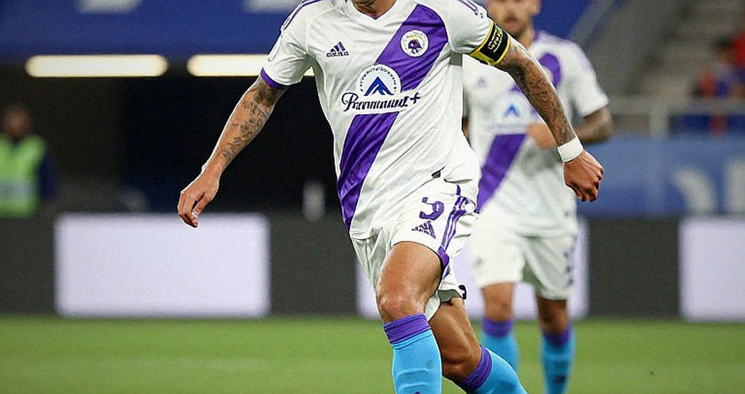 Bức Thư Ngỏ Từ Phòng Họp Kín: Khi Ronaldo Khởi Động Mà Không Vào Sân Và Những Khoảng Lặng Định Hình Tương Lai
