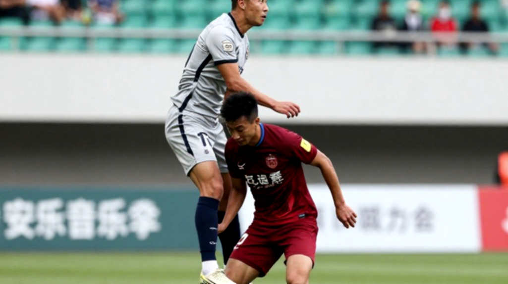 V.League 2026: Khi các đội bóng Việt Nam chơi bóng dài để sinh tồn