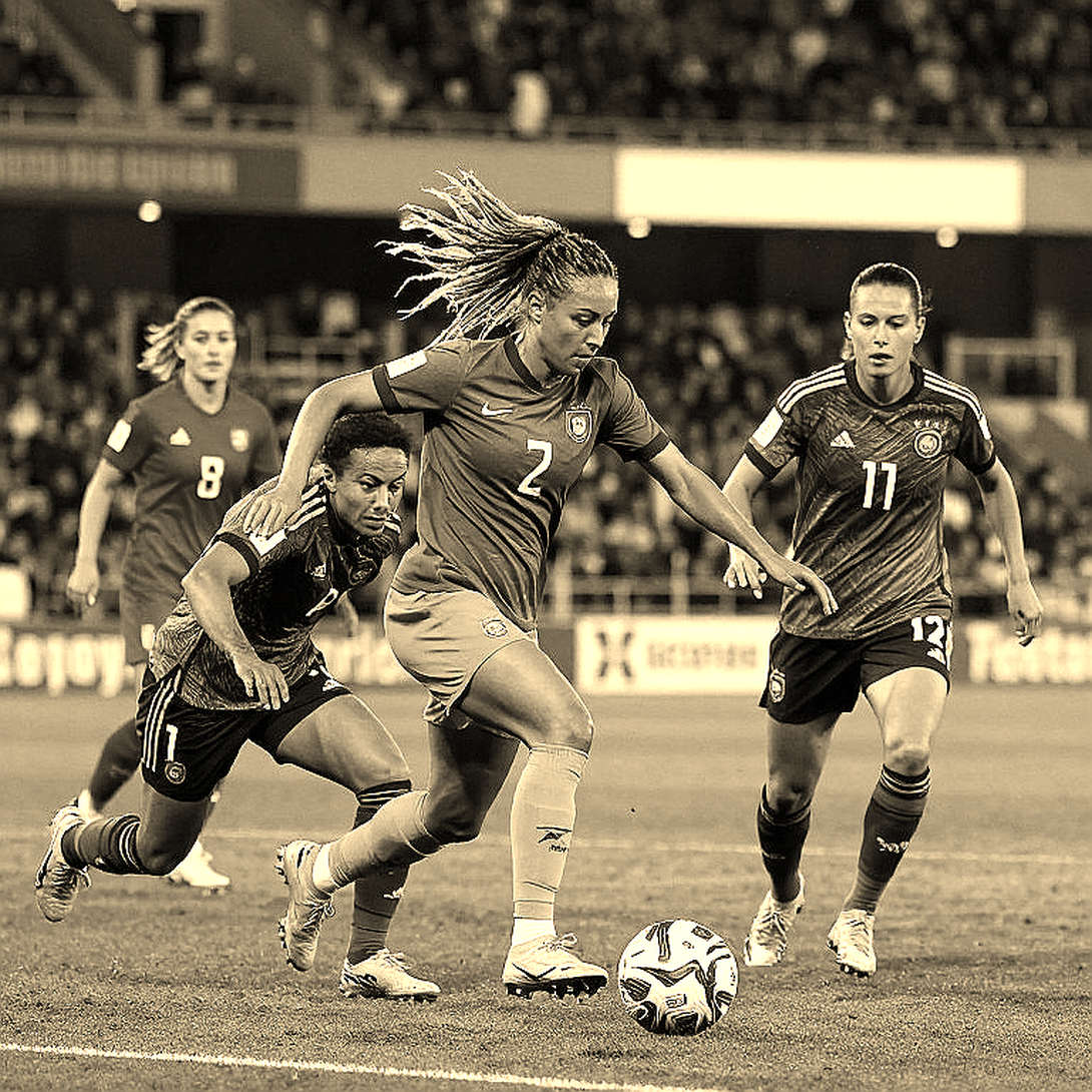 Almeyda nhận lỗi mất cân bằng sau thất bại 2-3 trước Atlante: khi HLV dám nói ra điều không ai muốn nghe Almeyda nhận lỗi mất cân bằng sau thất bại 2-3 trước Atlante: khi HLV dám nói ra điều không ai muốn nghe