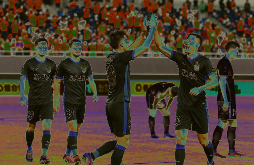 Bên trong chợ chuyển nhượng V.League: Khi một bản hợp đồng được định giá bằng thứ không nằm trên giấy