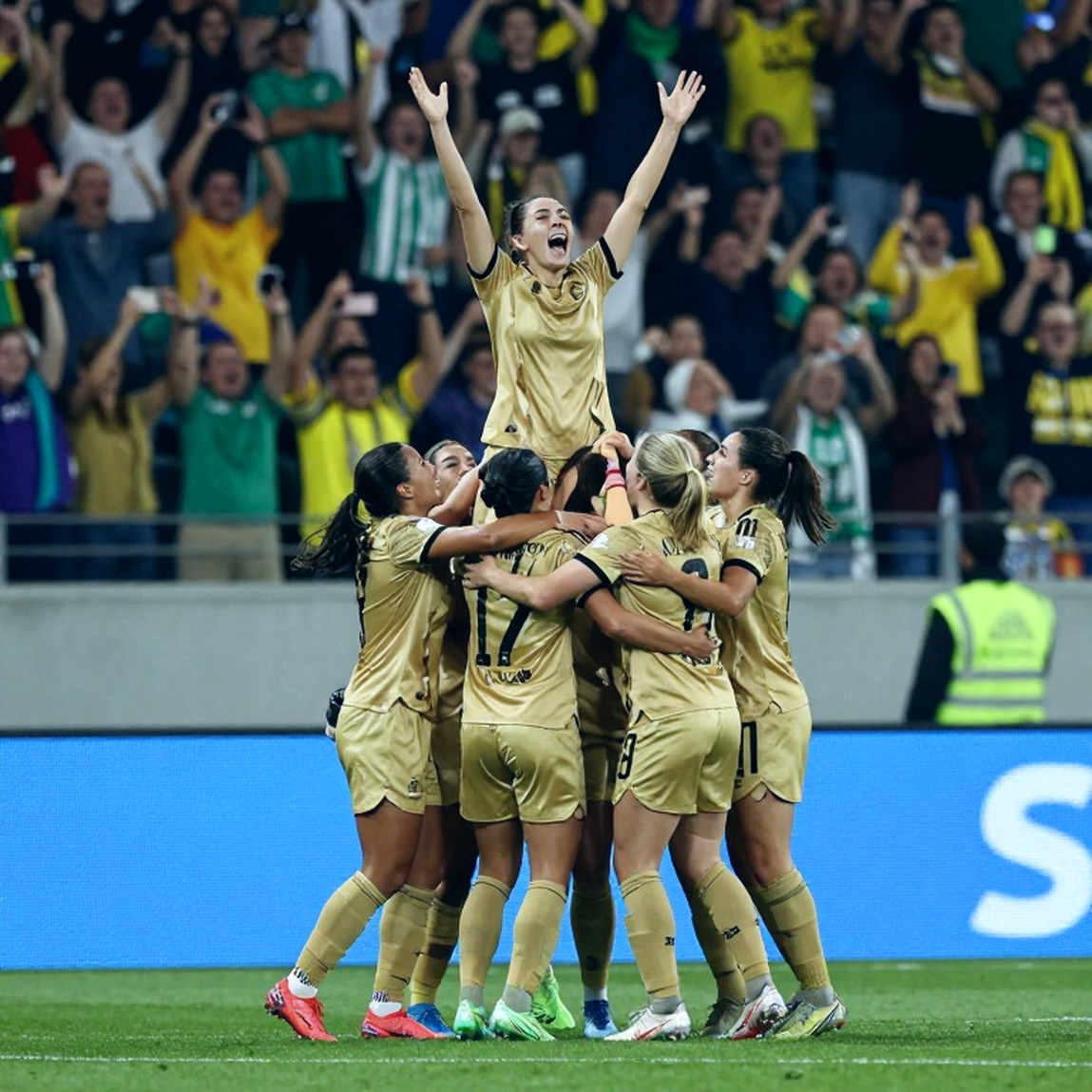 Nhìn từ Busan: V.League đang bán tuổi trẻ nhanh hơn tốc độ trưởng thành của chính nó